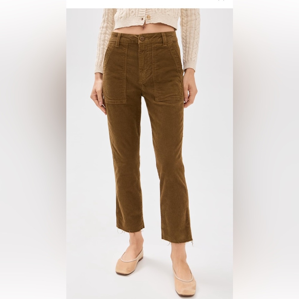 AMO cordouroy size 23